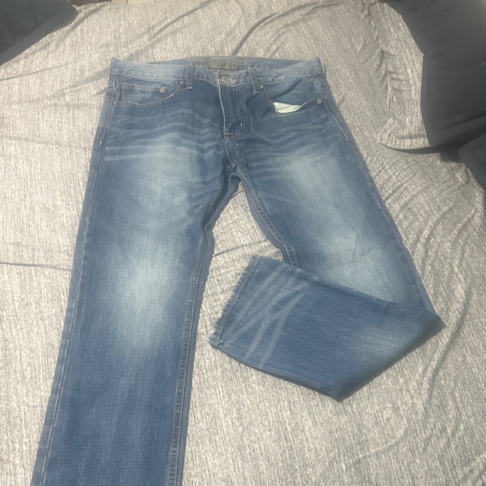 American Eagle Men's Denim Blue Straight Jeans